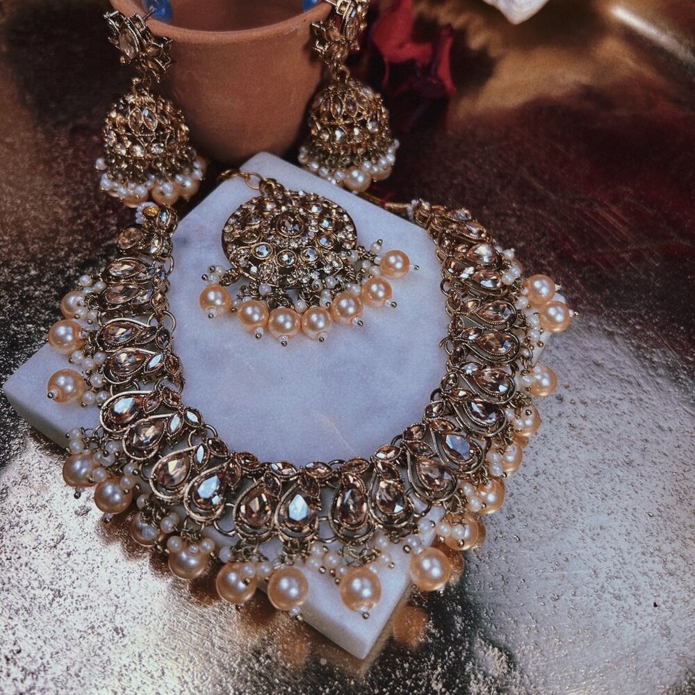 Indian Jewelry - Zina (gold)